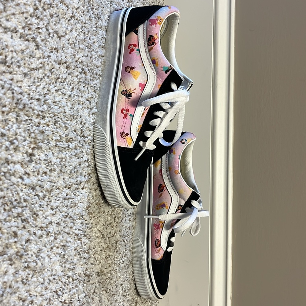 Almost new Disney Princess Vans. - Picture 7 of 8